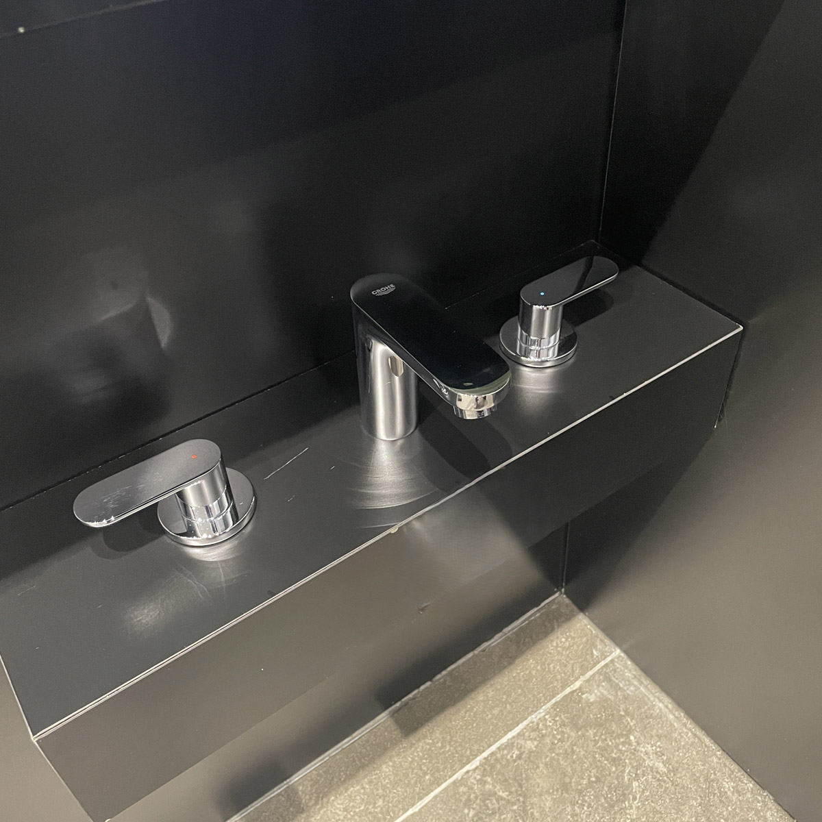 Vòi chậu nóng lạnh 3 lỗ Eurosmart Cosmopolitan GROHE 20187000