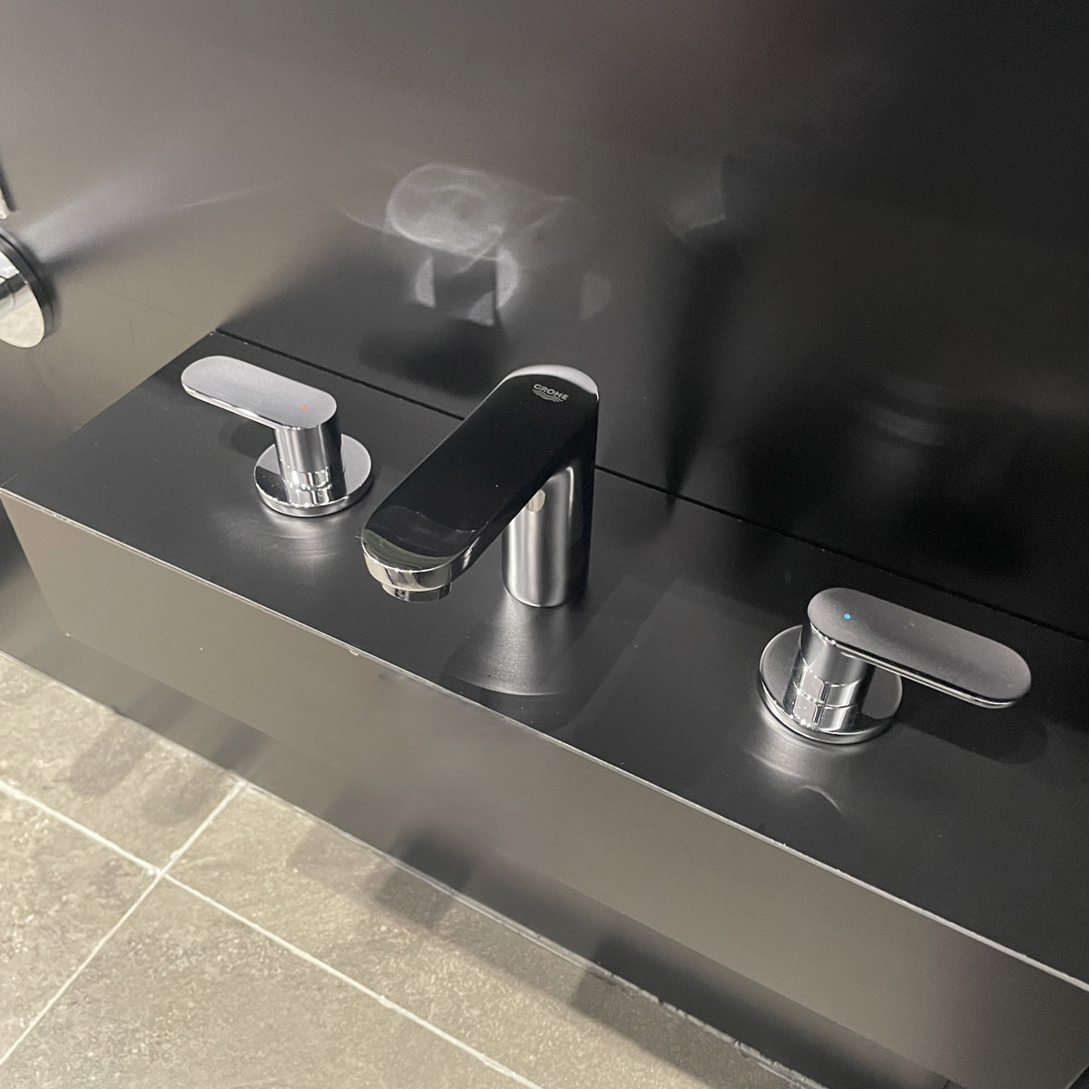 Vòi chậu nóng lạnh 3 lỗ Eurosmart Cosmopolitan GROHE 20187000