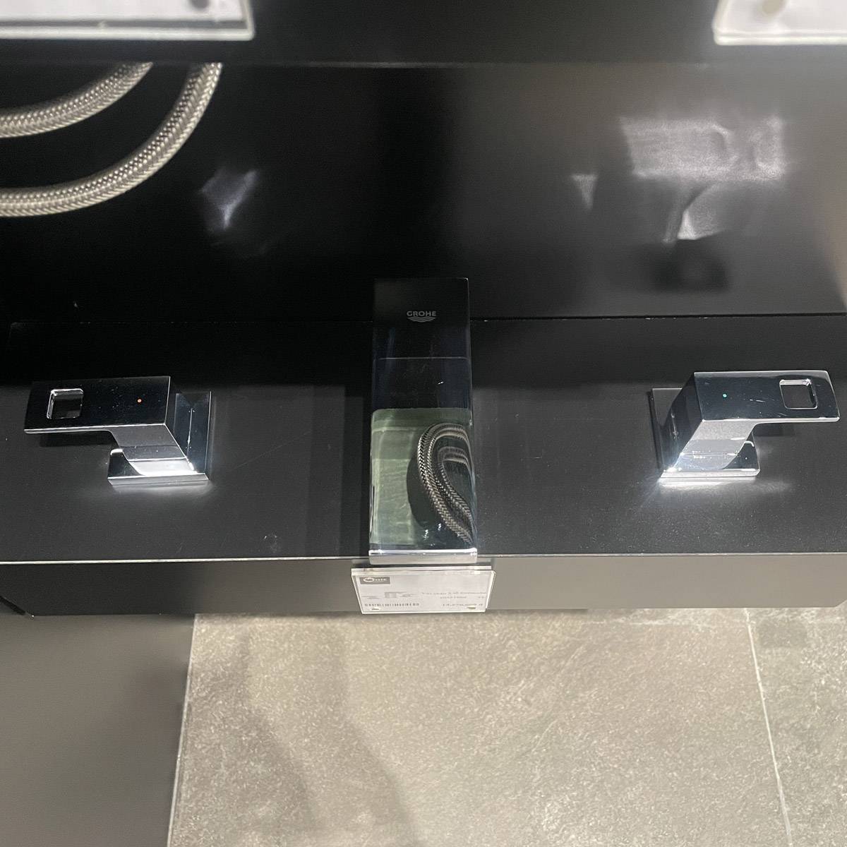 Vòi chậu nóng lạnh 3 lỗ Eurocube GROHE 20351000