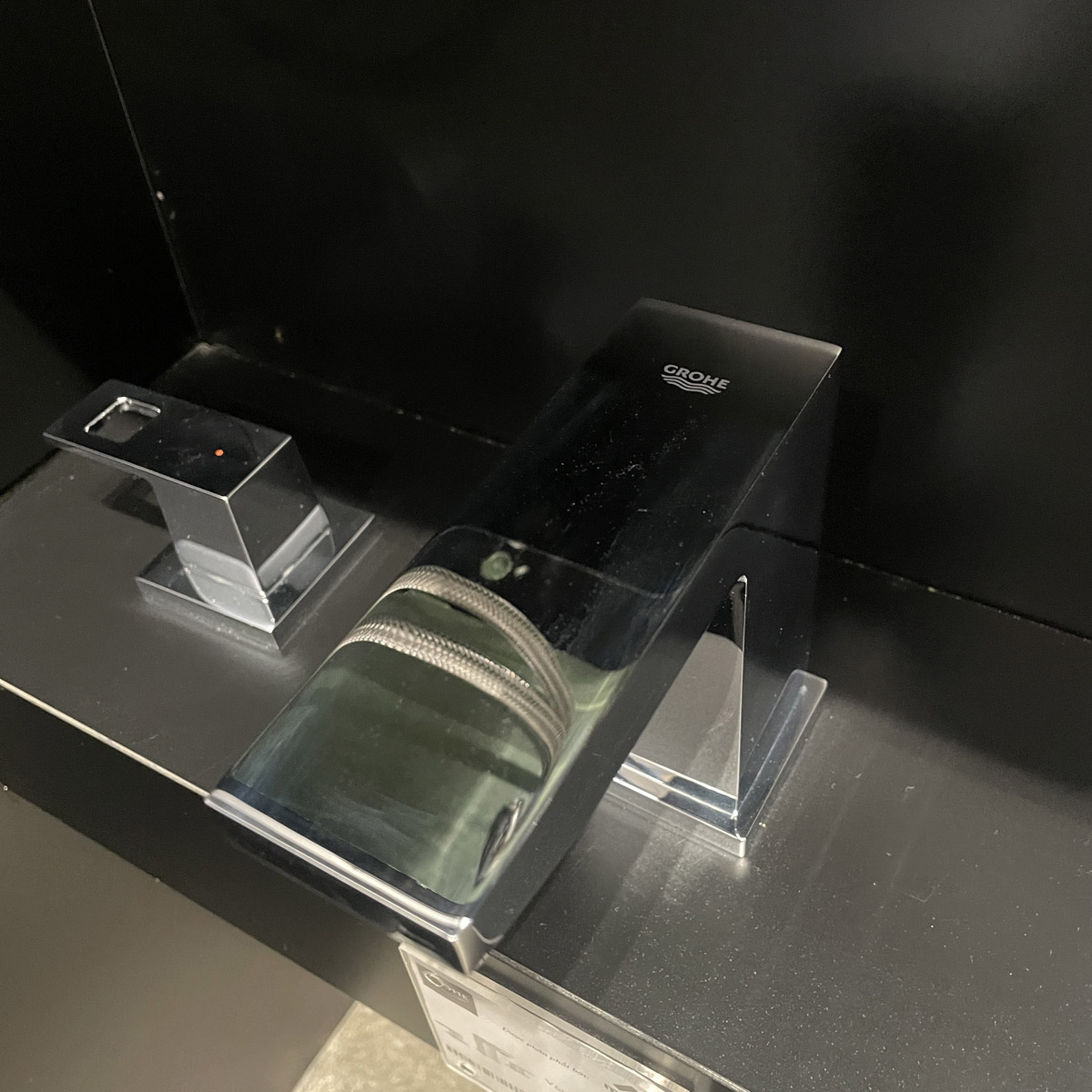 Vòi chậu nóng lạnh 3 lỗ Eurocube GROHE 20351000