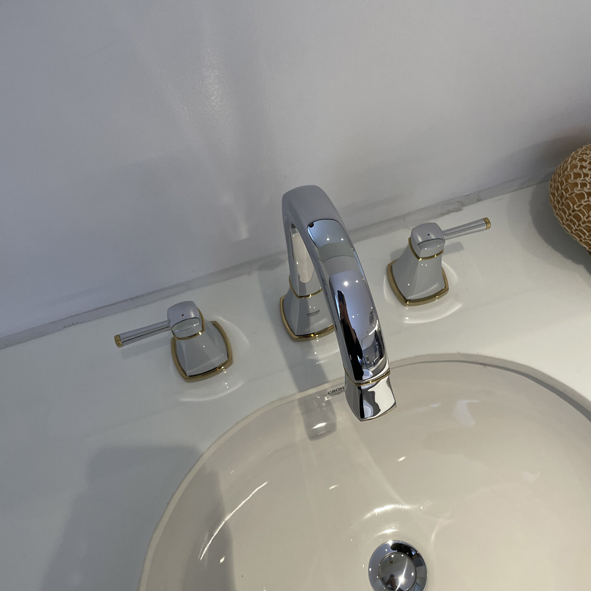 Vòi chậu nóng lạnh Grandera 3 lỗ Grohe 20389IG0