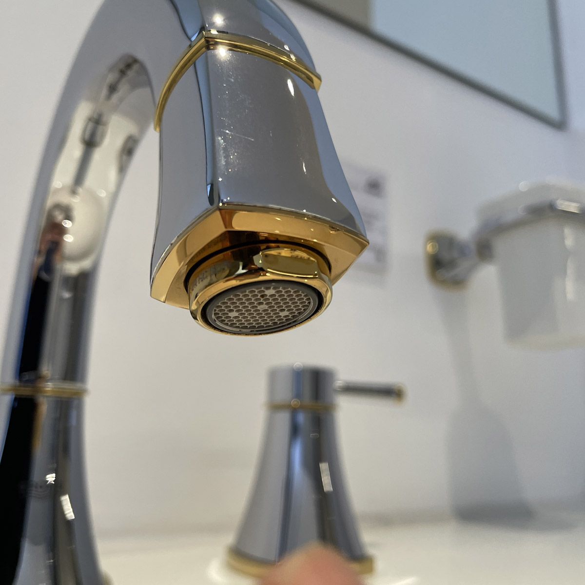 Vòi chậu nóng lạnh 3 lỗ thấp Grandera S-size GROHE 20417IG0