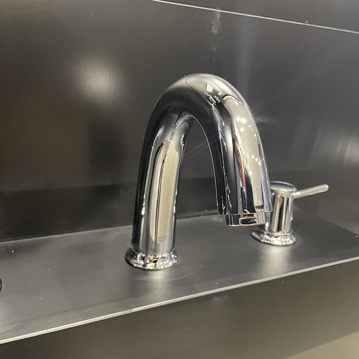 Vòi chậu nóng lạnh BauClassic 3 lỗ Grohe 20470000