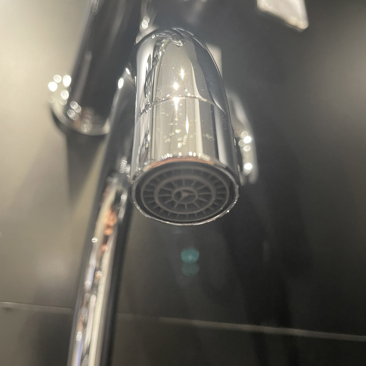 Vòi bếp dây rút nóng lạnh Eurostyle Cosmopolitan GROHE 23043002