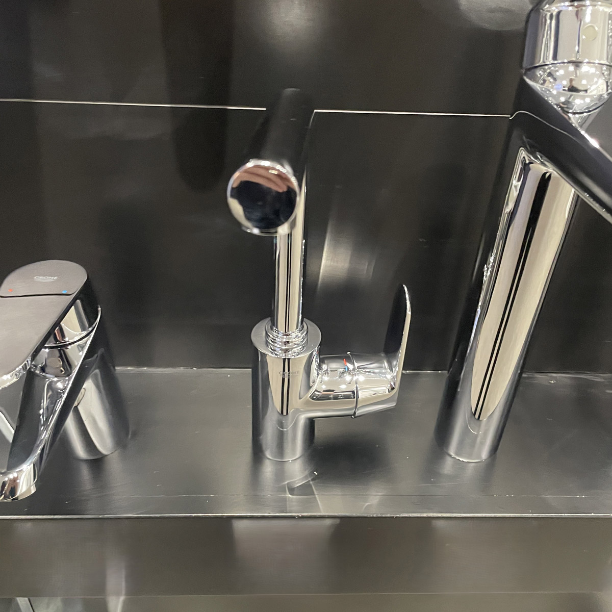 Vòi chậu nóng lạnh Eurodisc Cosmopolitan GROHE 23054002