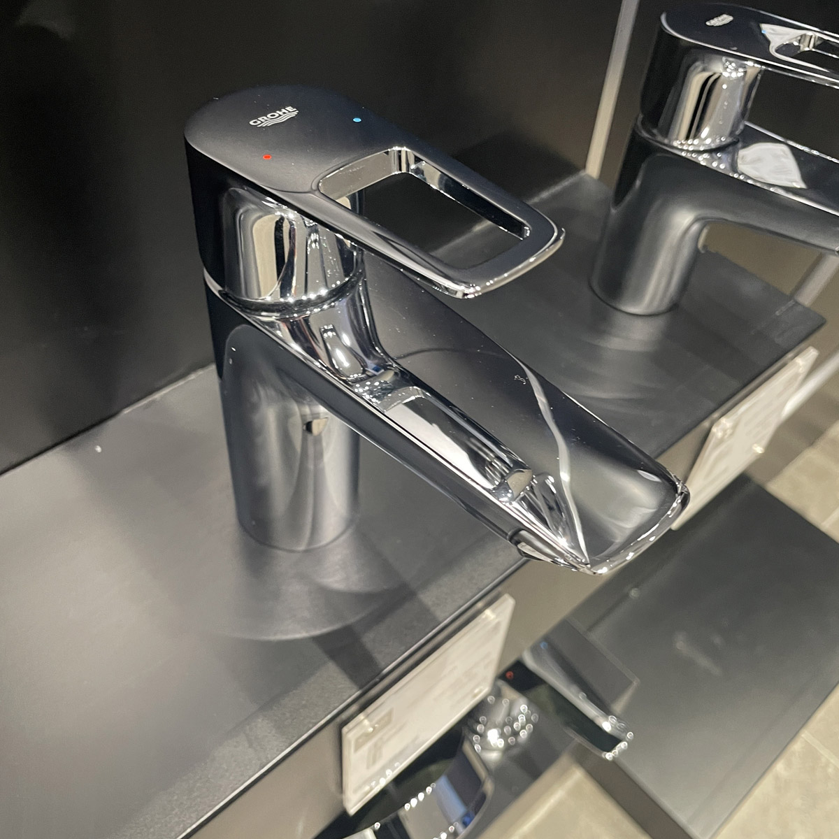 Vòi chậu nóng lạnh BauLoop GROHE 23091001