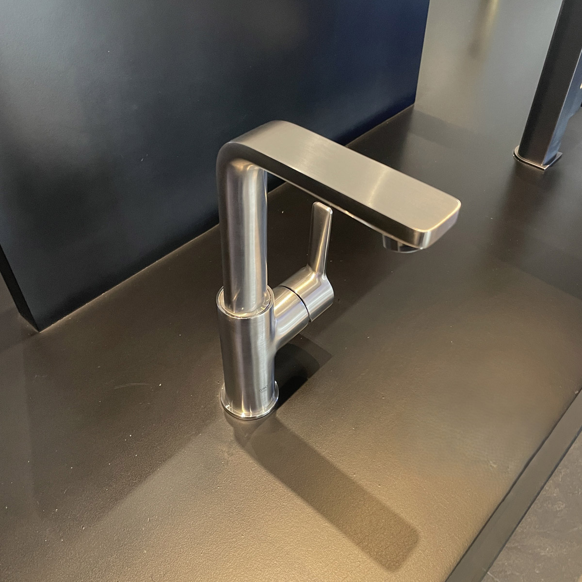 Vòi chậu nóng lạnh Lineare GROHE 23296001