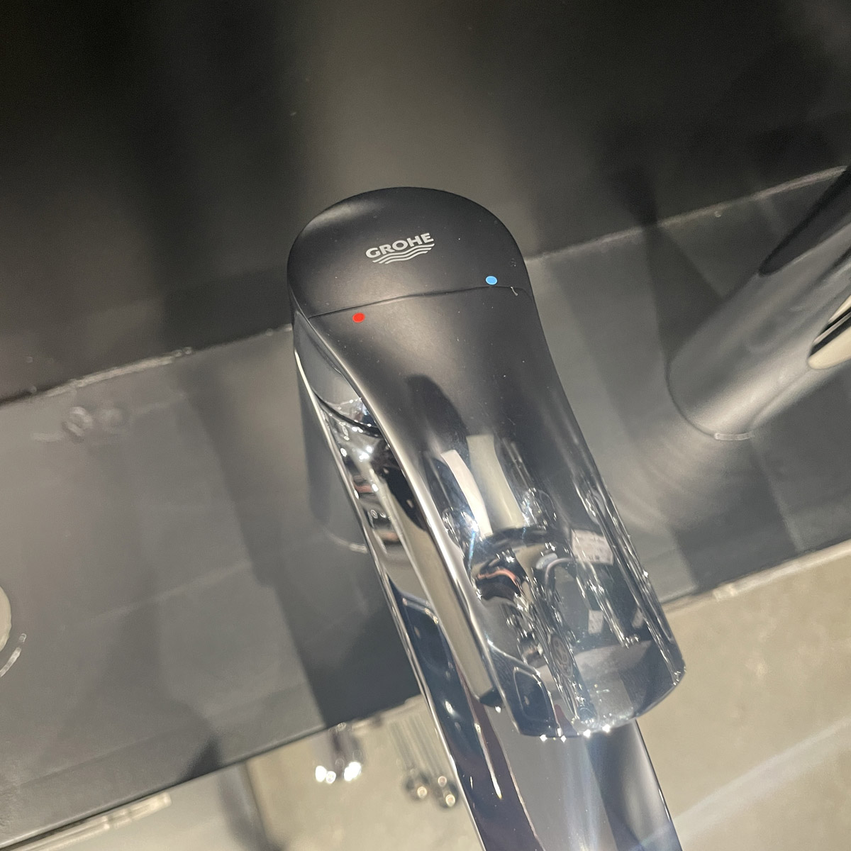 Vòi chậu lavabo nóng lạnh Eurosmart M-size GROHE 23322003