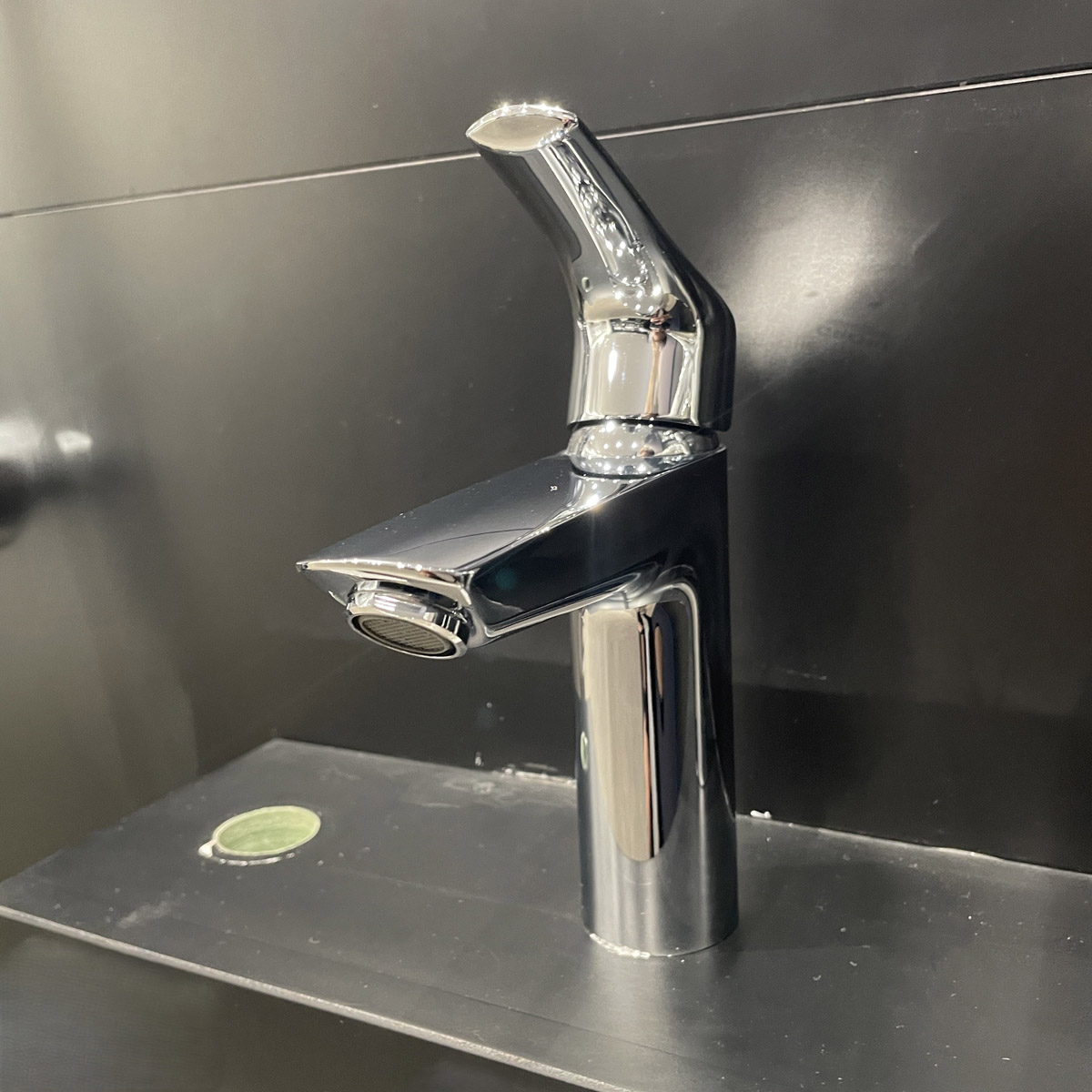 Vòi chậu lavabo nóng lạnh Eurosmart M-size GROHE 23322003