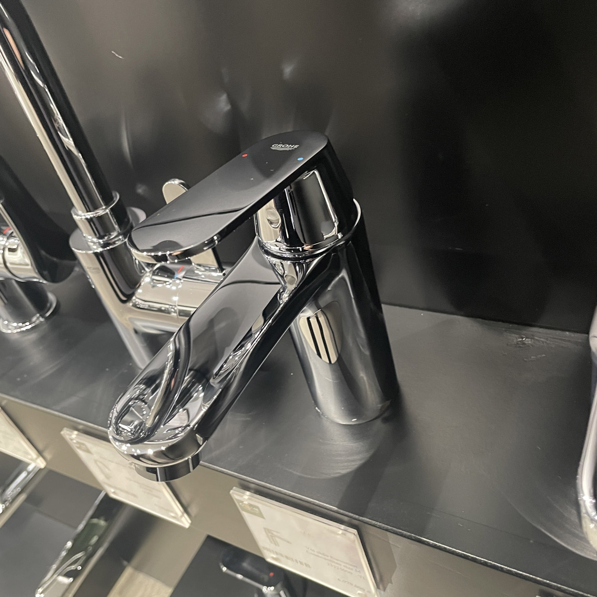 Vòi chậu nóng lạnh Eurosmart Cosmo M-size GROHE 23325000