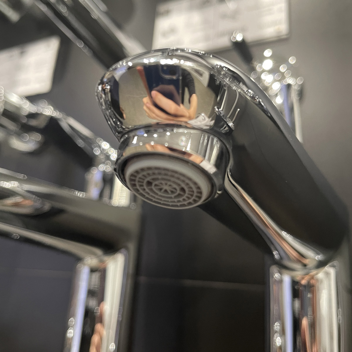 Vòi chậu nóng lạnh Eurodisc Joy GROHE 23428000