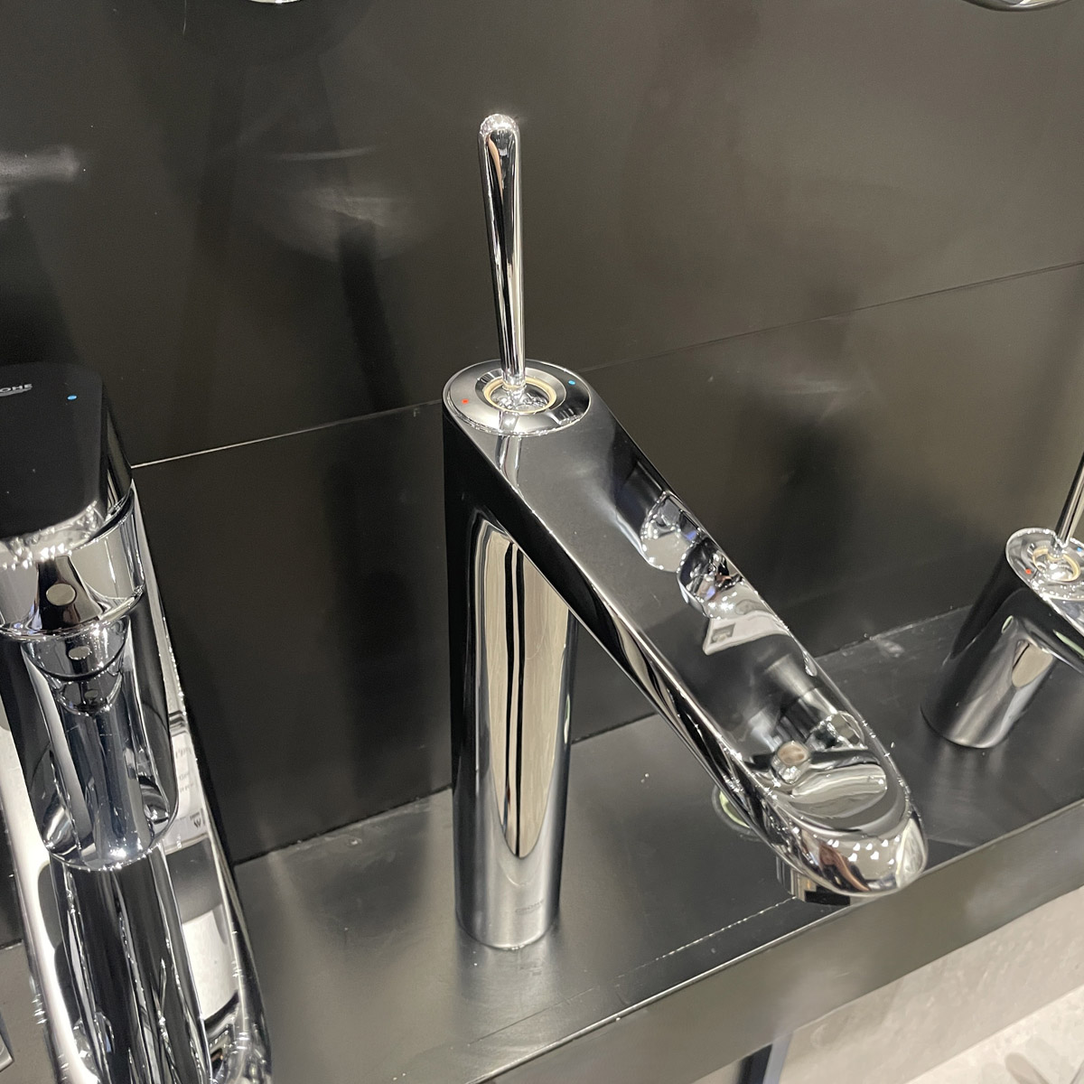 Vòi chậu nóng lạnh Eurodisc Joy GROHE 23428000