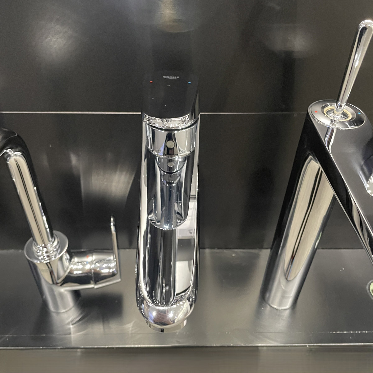 Vòi chậu nóng lạnh Eurodisc Cosmo XL-Size Grohe 23432000