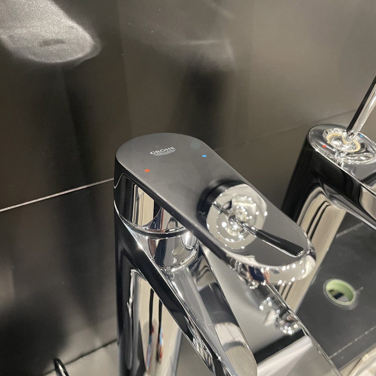 Vòi chậu nóng lạnh Eurodisc Cosmo XL-Size Grohe 23432000