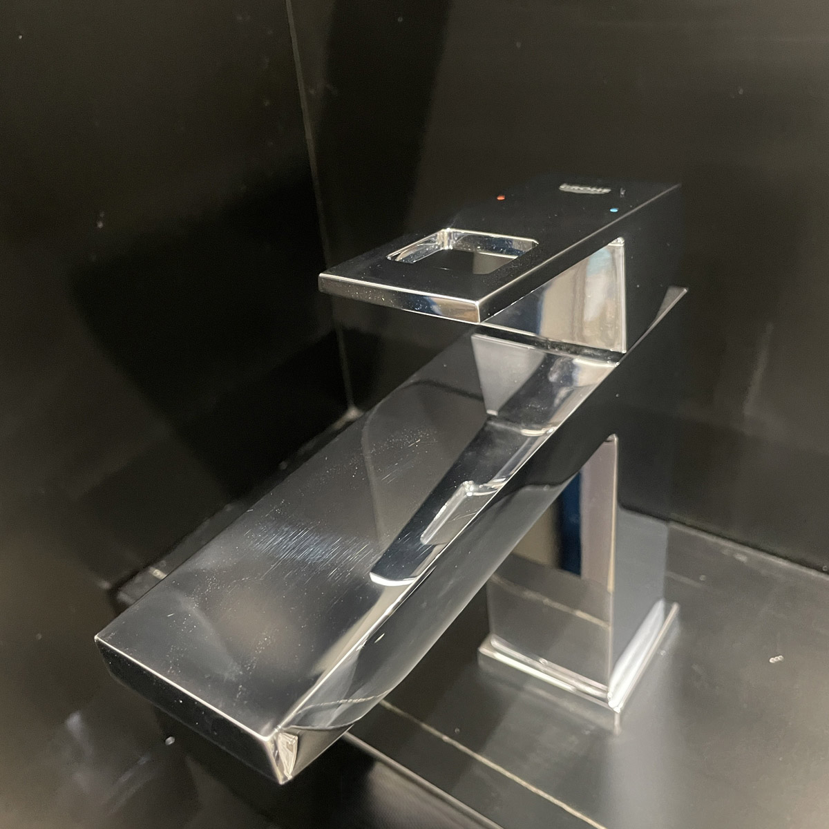 Vòi chậu nóng lạnh M-size Eurocube GROHE 23445000