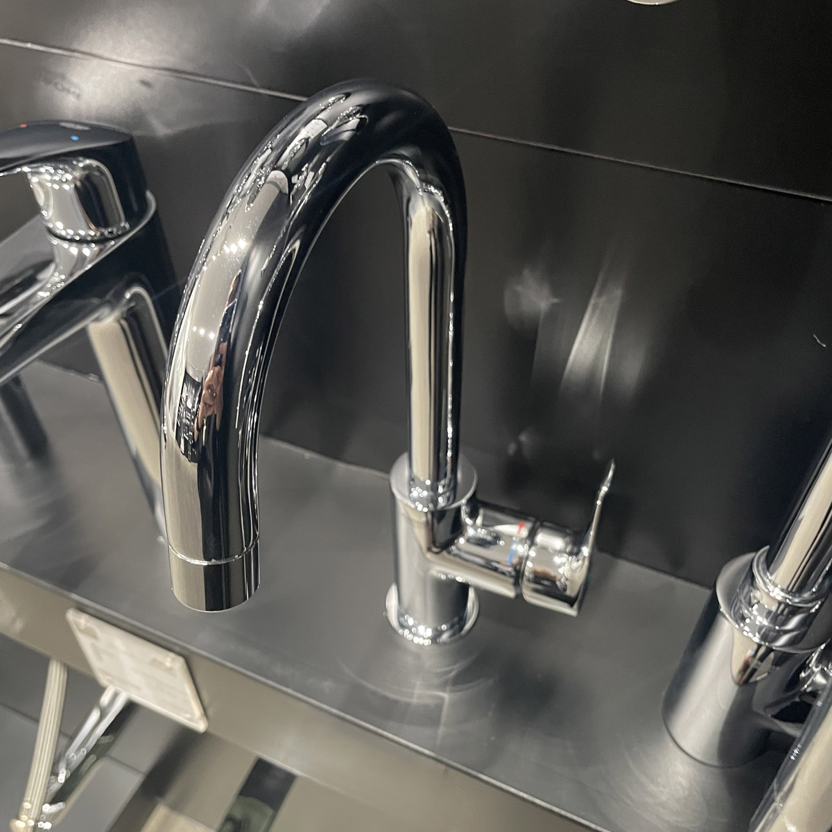 Vòi chậu nóng lạnh Eurosmart GROHE 23537003