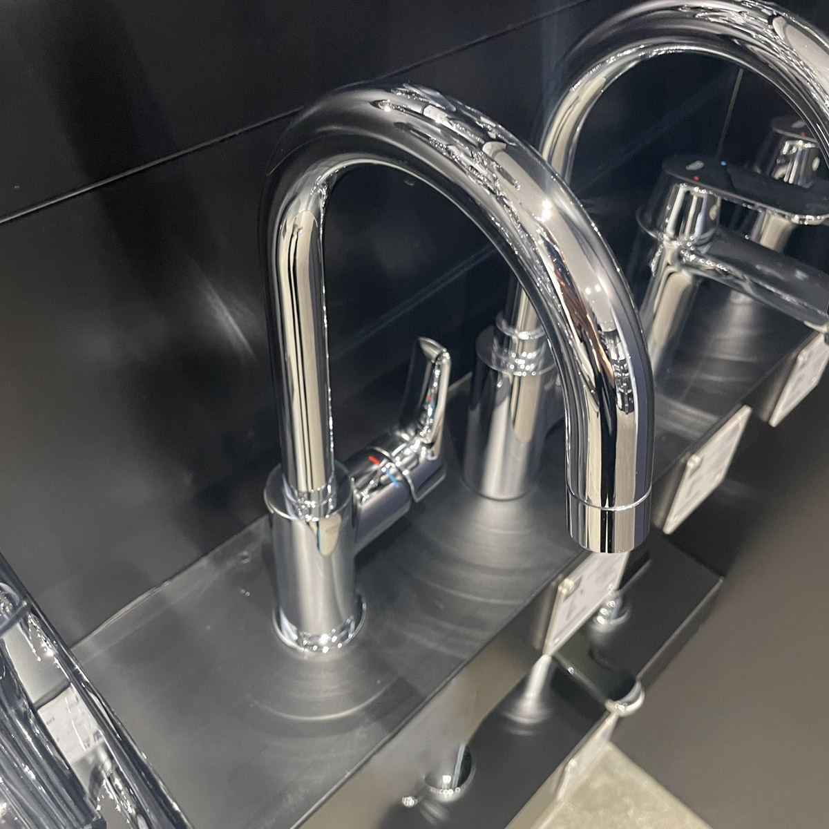 Vòi chậu nóng lạnh Eurosmart GROHE 23537003