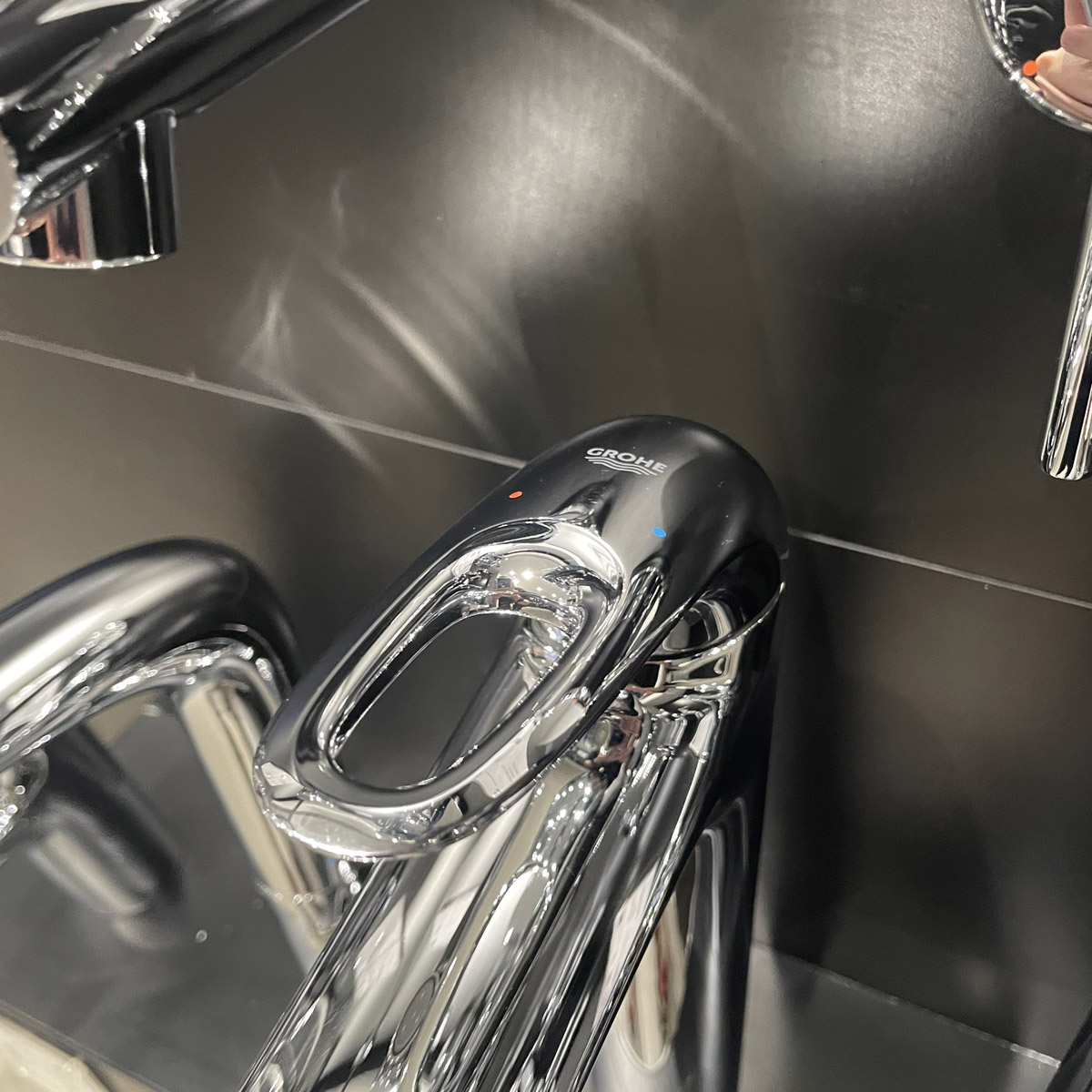 Vòi chậu nóng lạnh Eurostyle GROHE 23570003