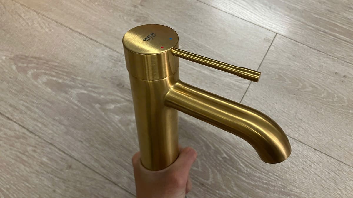 Vòi chậu nóng lạnh Essence S-size GROHE 23589001
