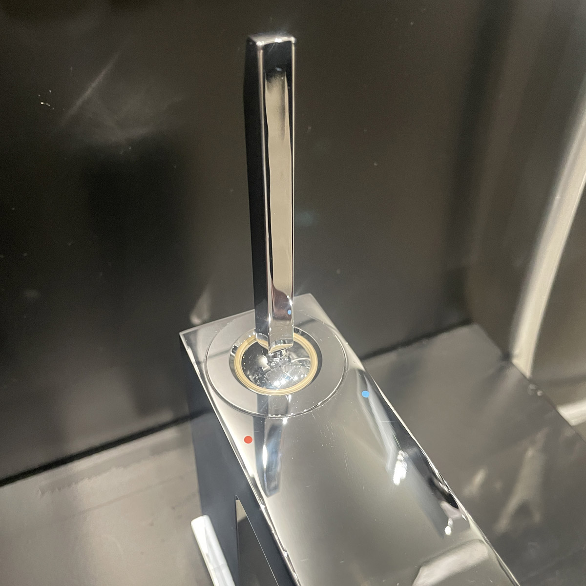 Vòi chậu nóng lạnh Eurocube Joy GROHE 23657000