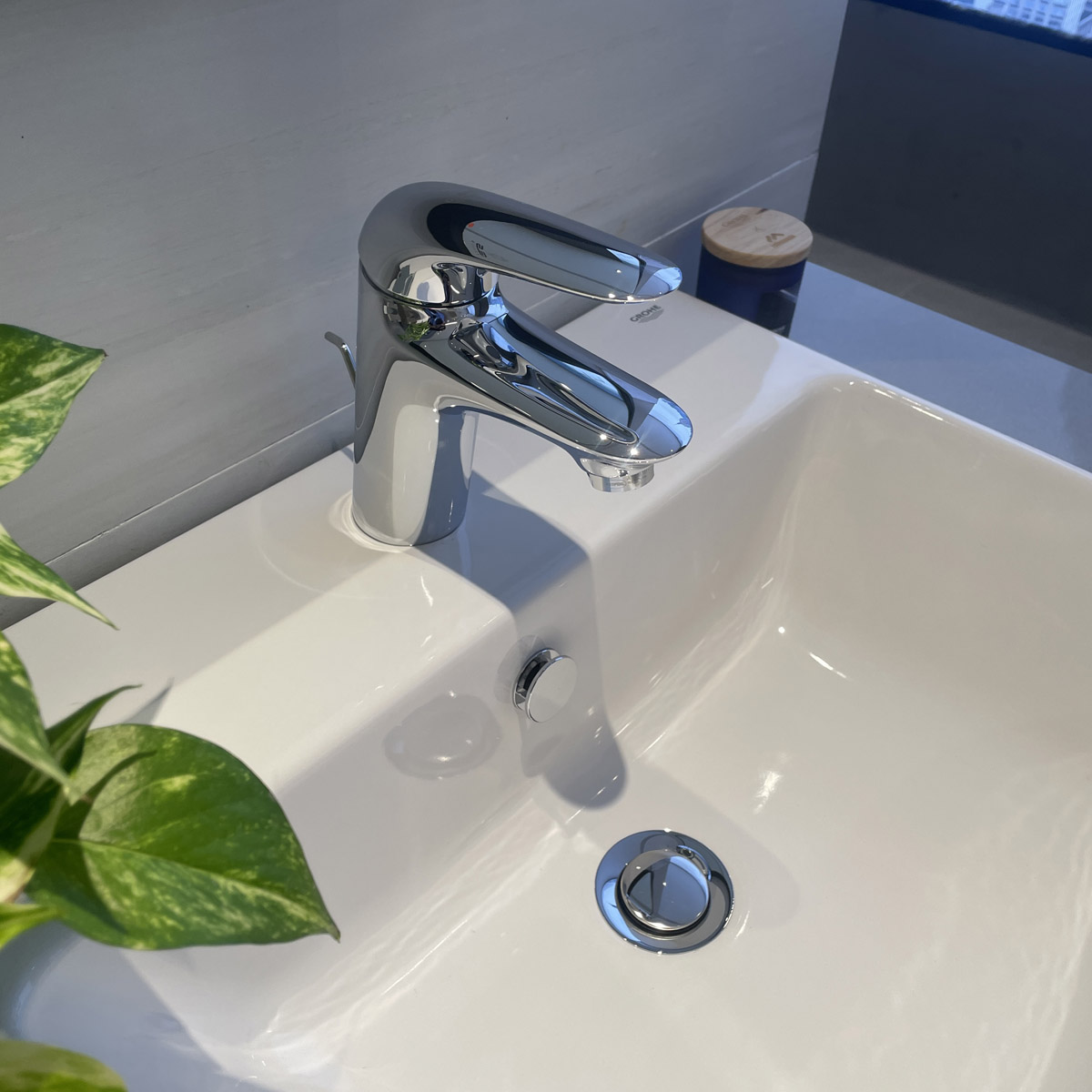 Vòi chậu nóng lạnh Eurostyle GROHE 23707003