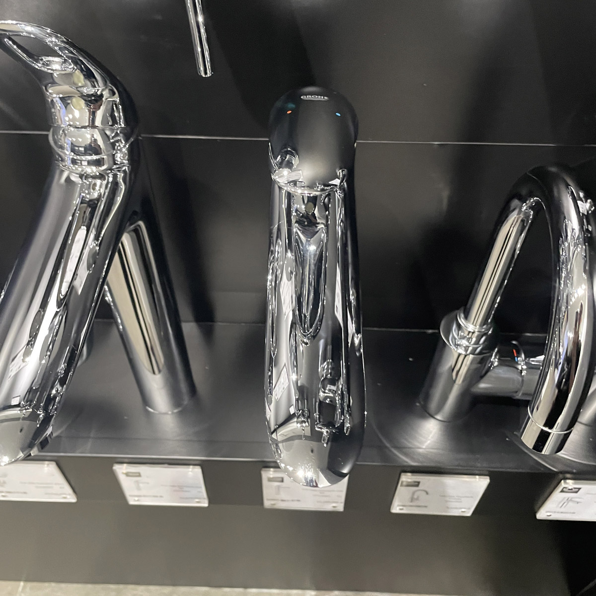 Vòi chậu nóng lạnh Eurostyle Solid XL-size GROHE 23719003