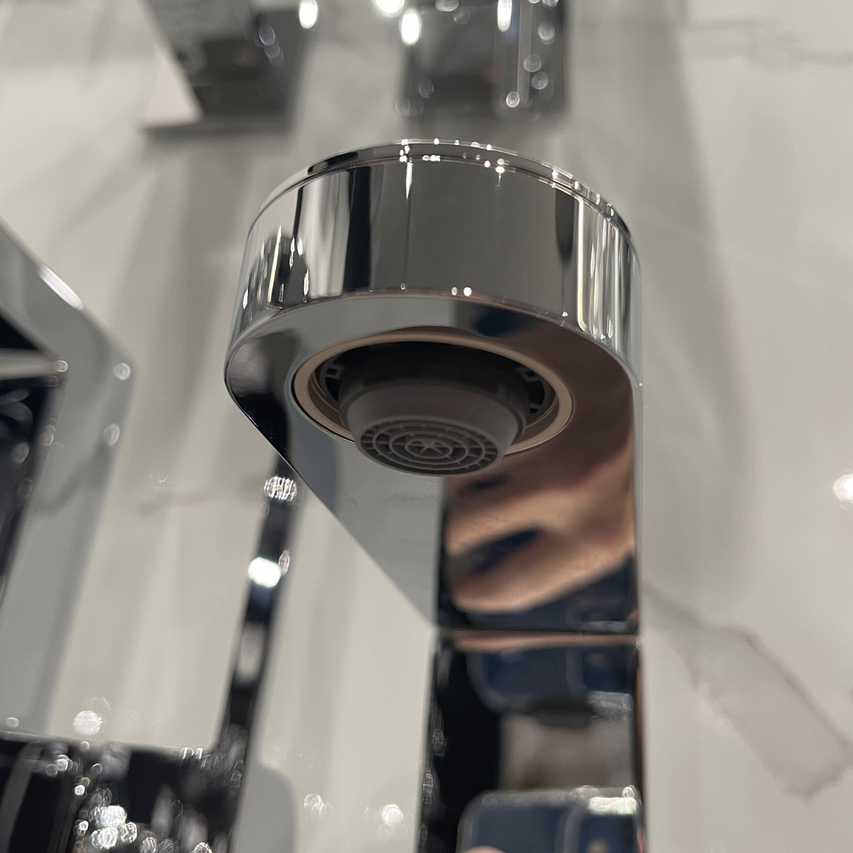 Vòi chậu nóng lạnh plus L-size Grohe 23844003
