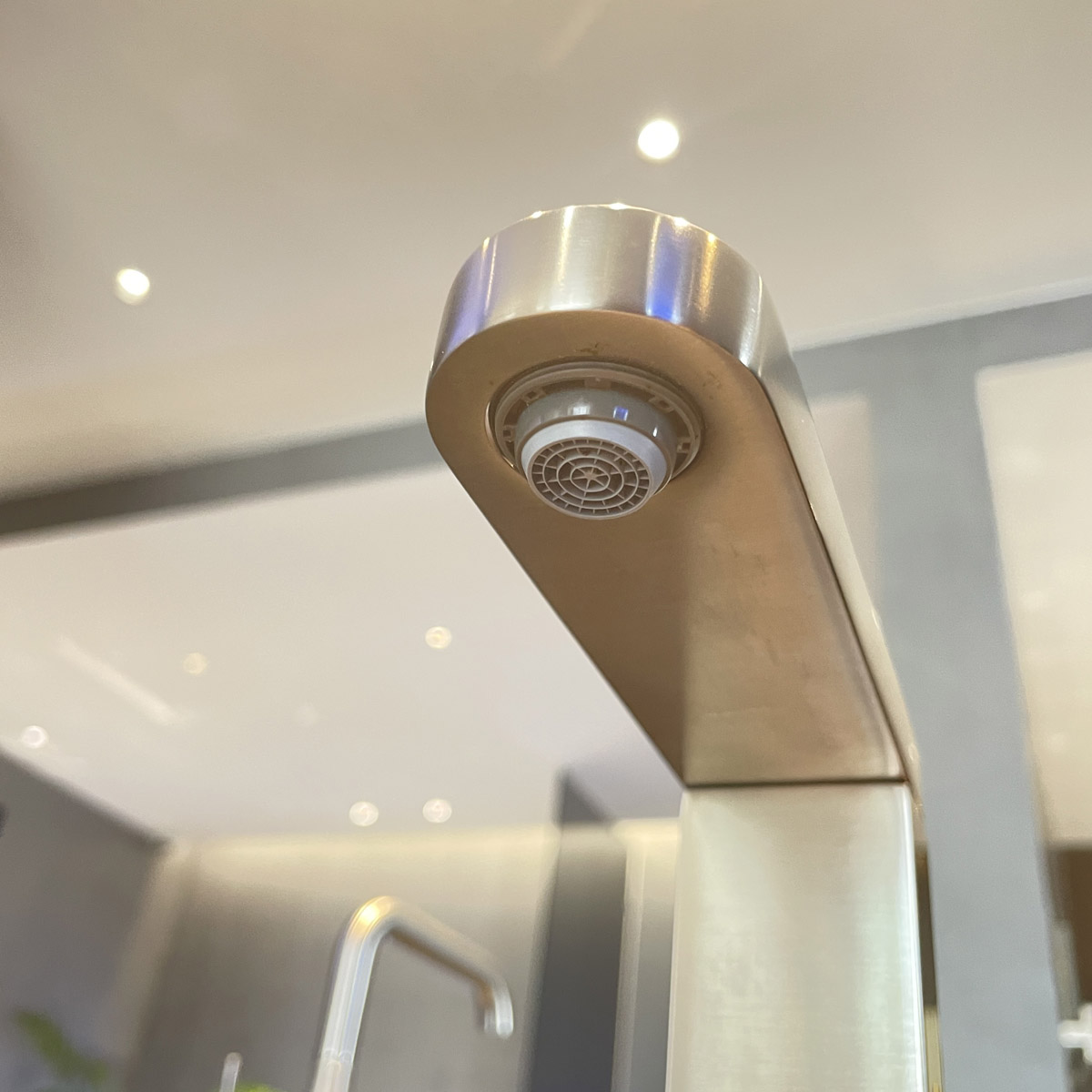 Vòi chậu nóng lạnh Plus GROHE 23851003