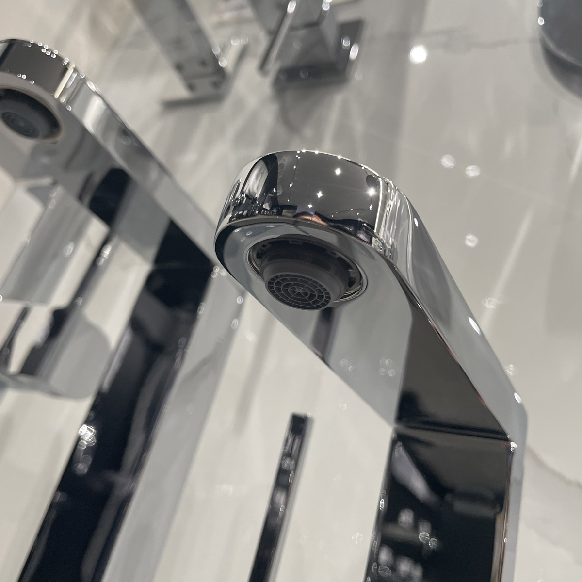 Vòi chậu nóng lạnh plus M-size Grohe 23872003