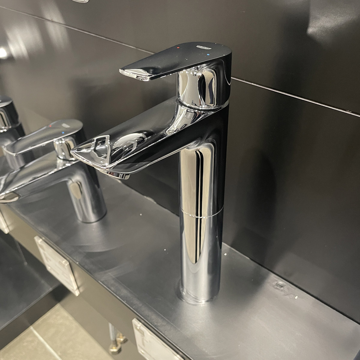 Vòi chậu nóng lạnh BauEdge XL-Size Grohe 23910001