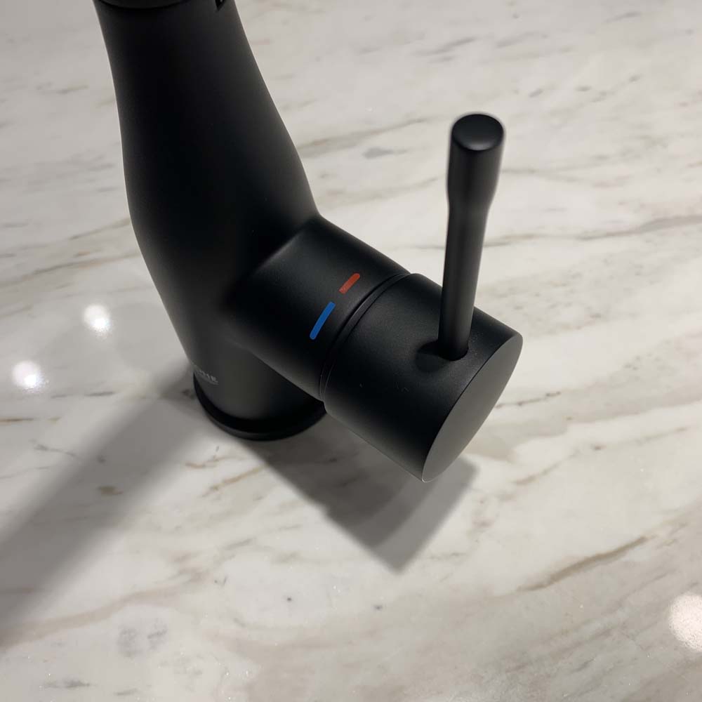 Vòi chậu nóng lạnh Essence GROHE 24177KF1