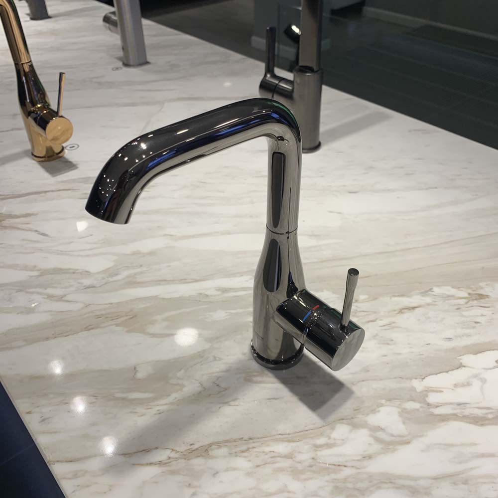 Vòi chậu nóng lạnh Essence L-size GROHE 32628001