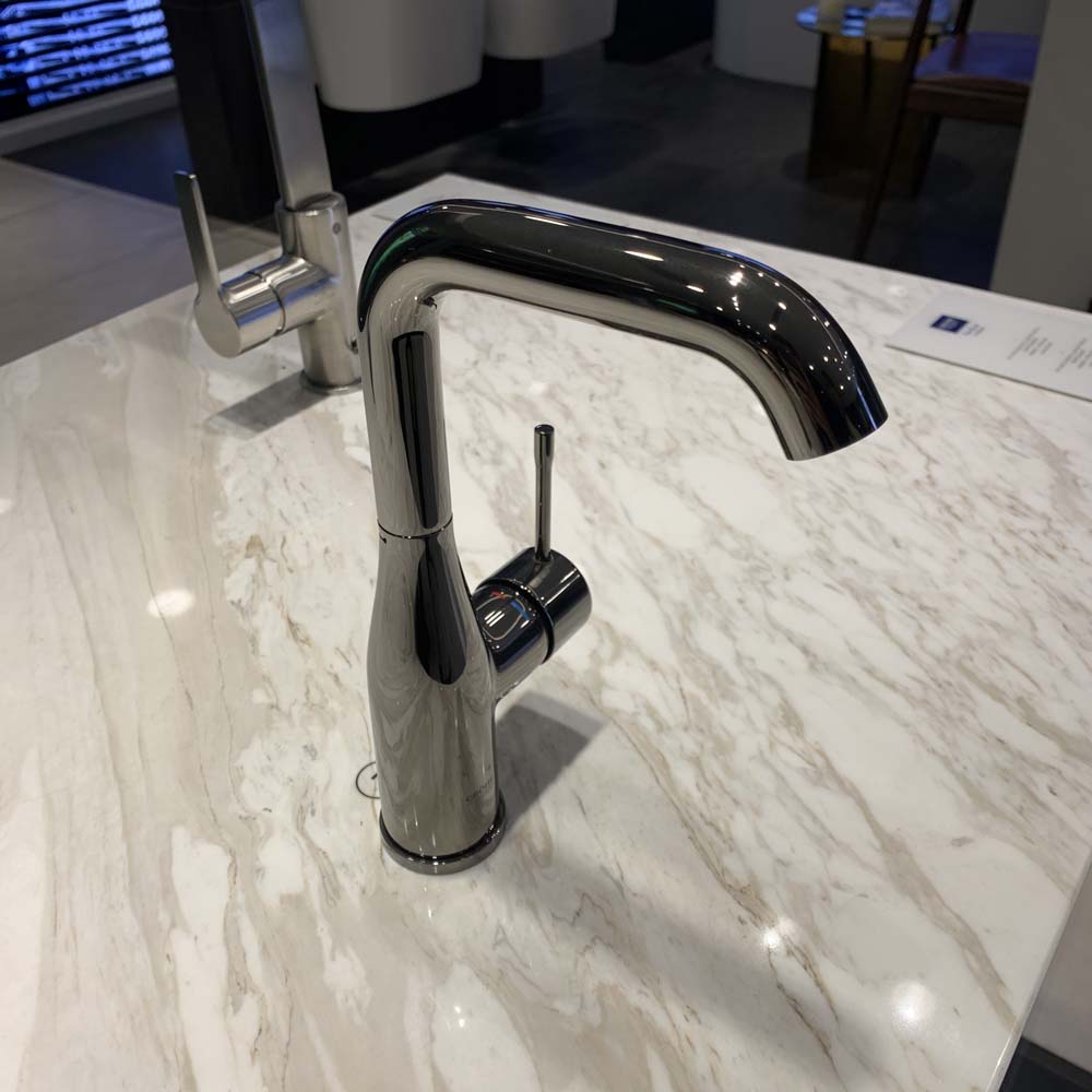 Vòi chậu nóng lạnh Essence L-size GROHE 32628001