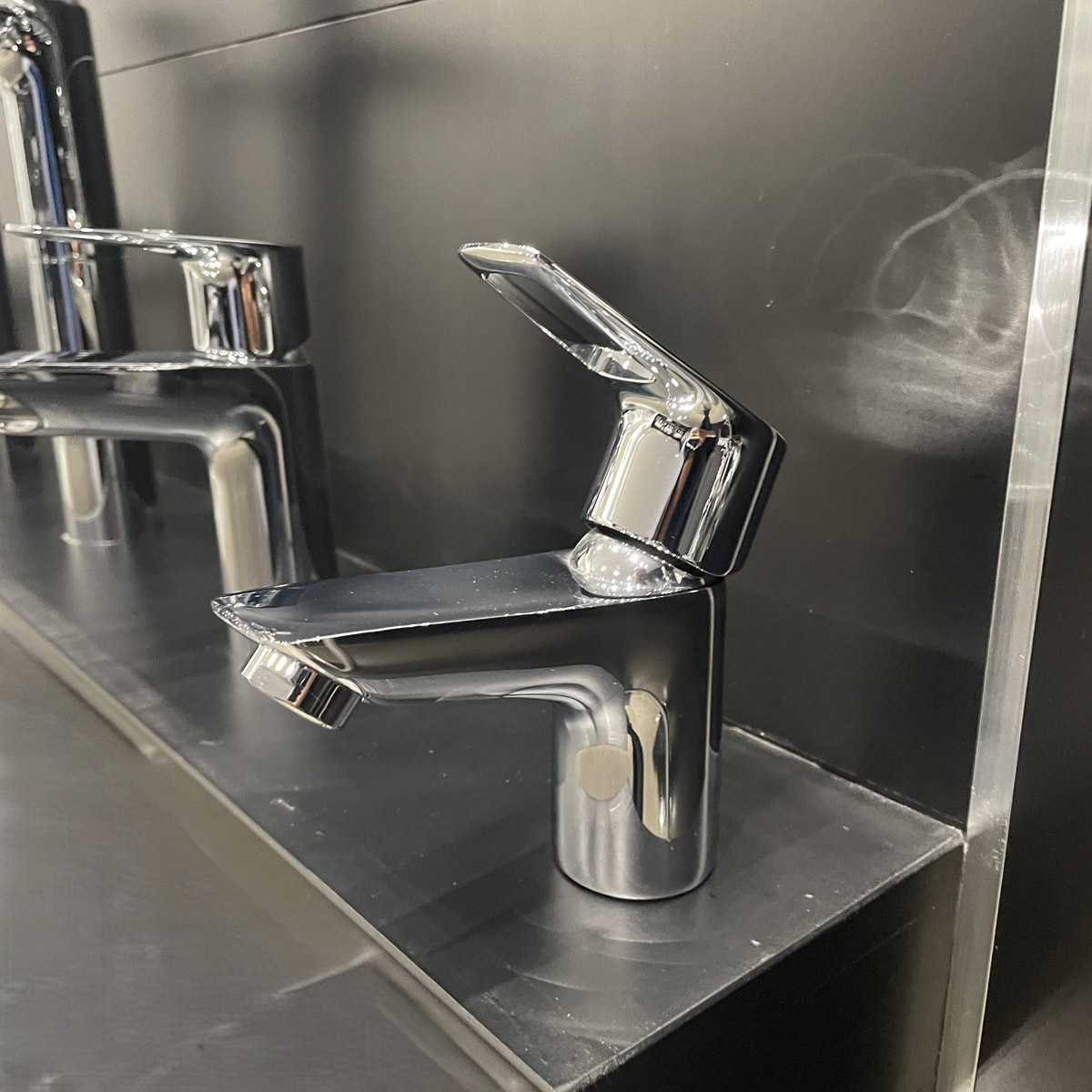 Vòi chậu lạnh BauLoop GROHE 32857001