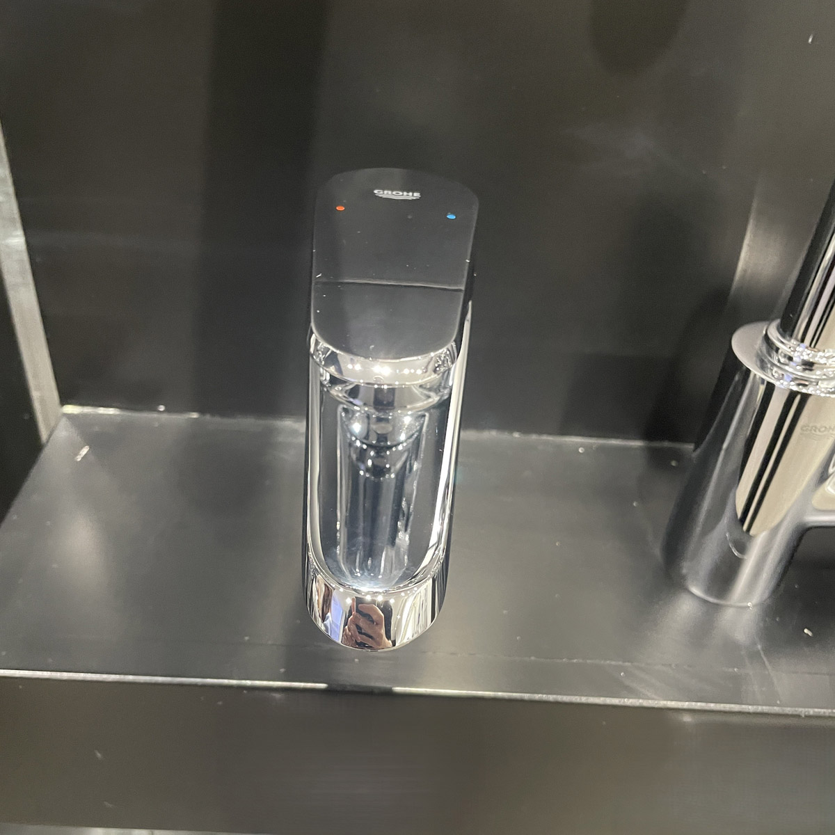 Vòi chậu nóng lạnh Eurodisc Cosmopolitan S-size GROHE 33190002