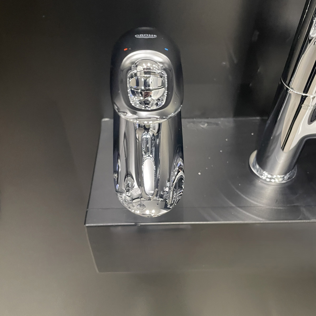 Vòi chậu nóng lạnh Eurostyle GROHE 33558003