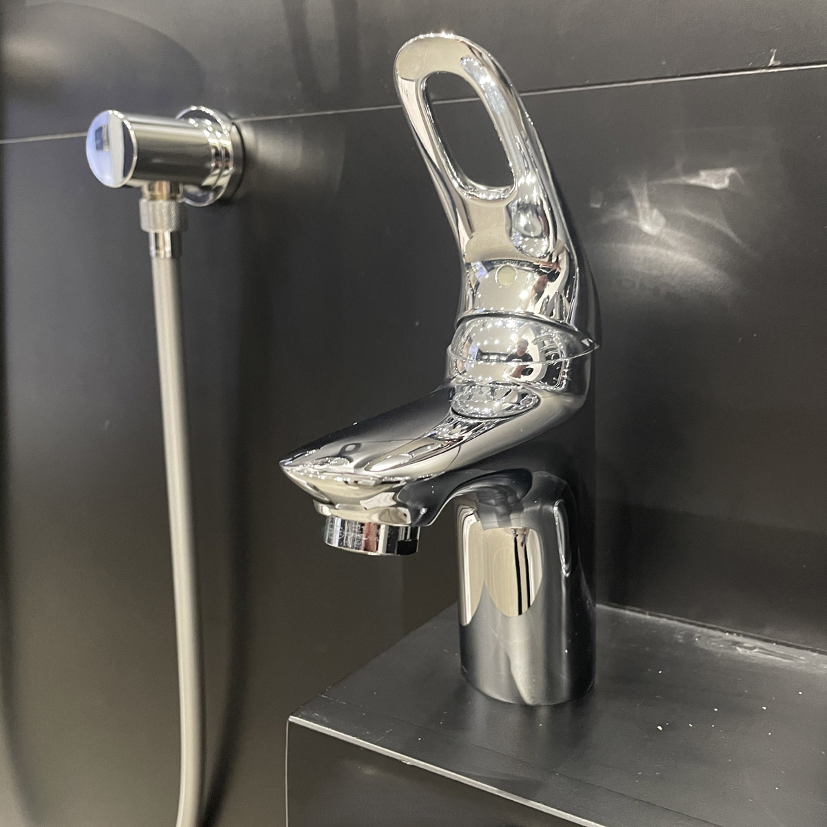 Vòi chậu nóng lạnh Eurostyle GROHE 33558003