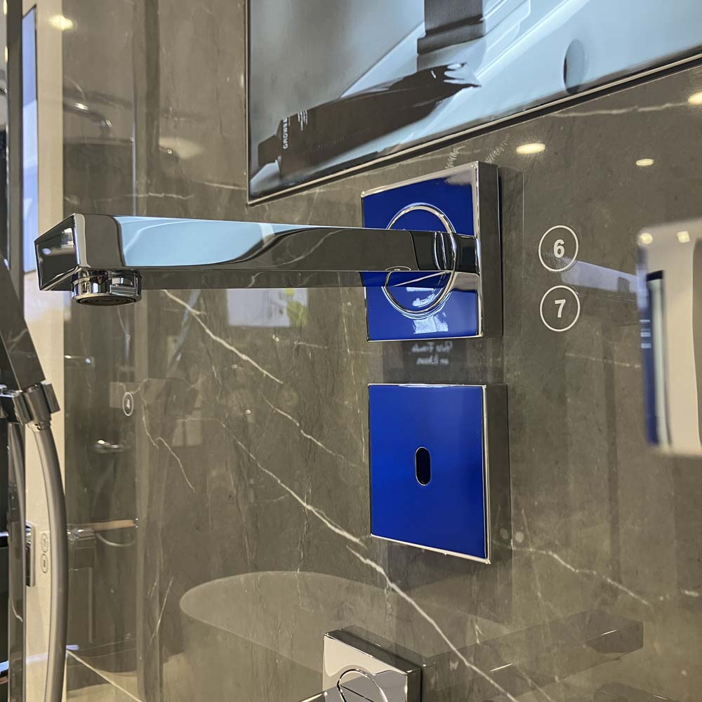 Vòi chậu cảm ứng gắn tường dùng pin Eurocube E GROHE 36442000