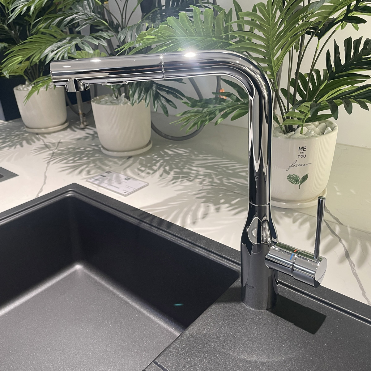 Vòi bếp dây rút nóng lạnh Essence GROHE 30270000