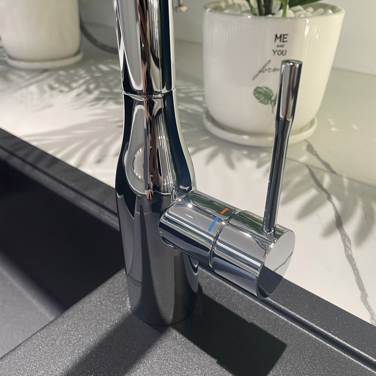 Vòi bếp dây rút nóng lạnh Essence GROHE 30270000