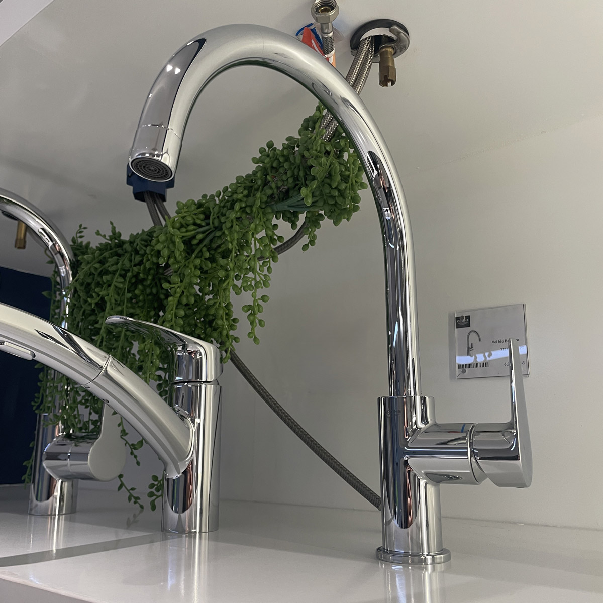 Vòi bếp nóng lạnh BauEdge Grohe 31233001