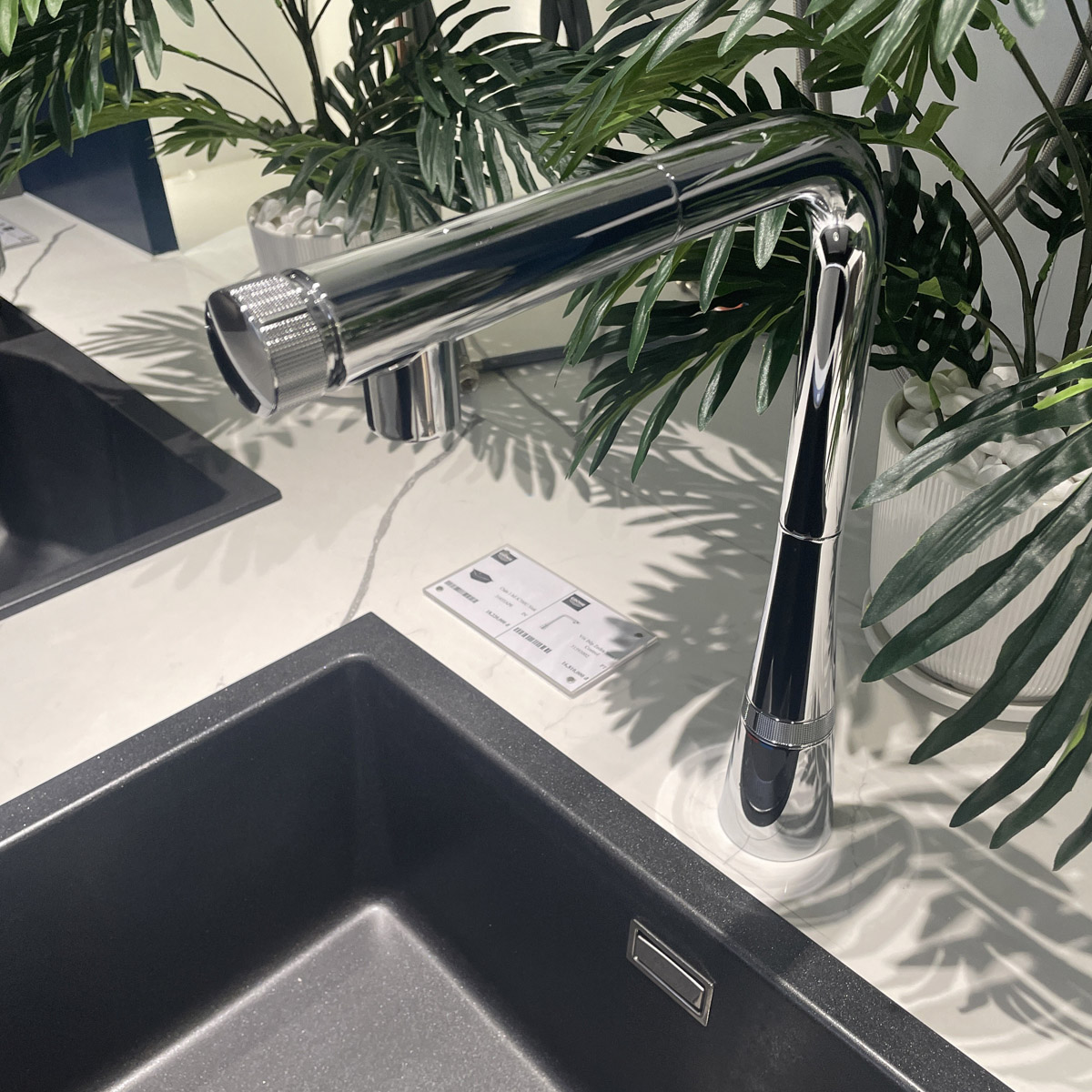 Vòi bếp dây rút nóng lạnh Zedra Smart Control GROHE 31593002