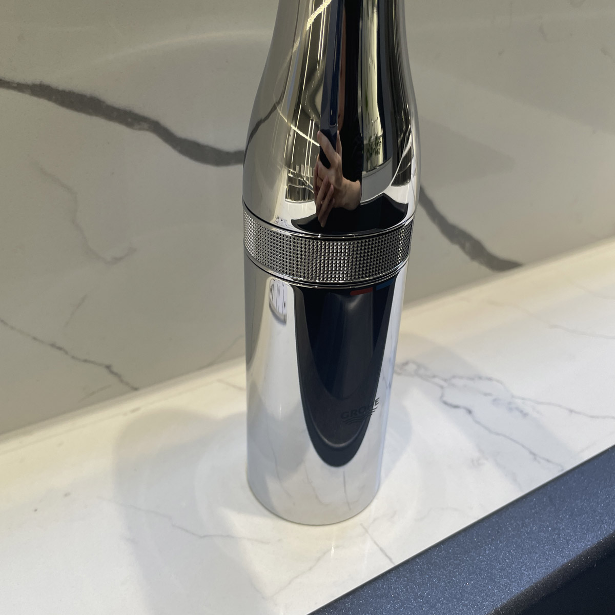 Vòi bếp nóng lạnh Essence SmartControl GROHE 31615000