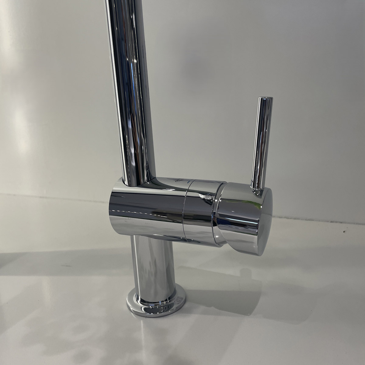 Vòi bếp dây rút nóng lạnh Minta GROHE 32168000