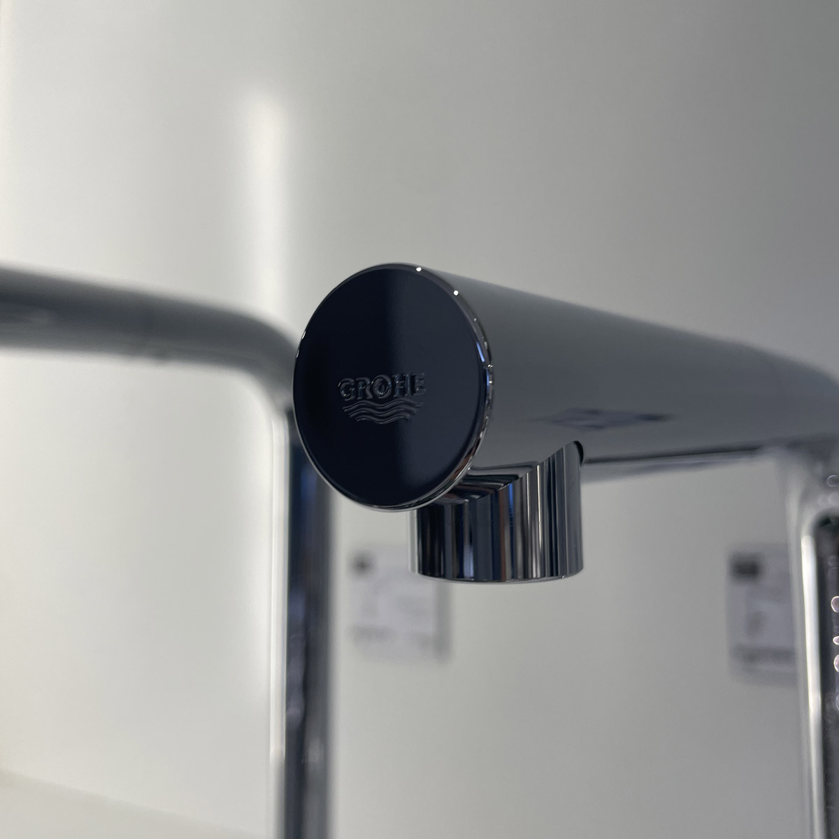 Vòi bếp dây rút nóng lạnh Minta GROHE 32168000
