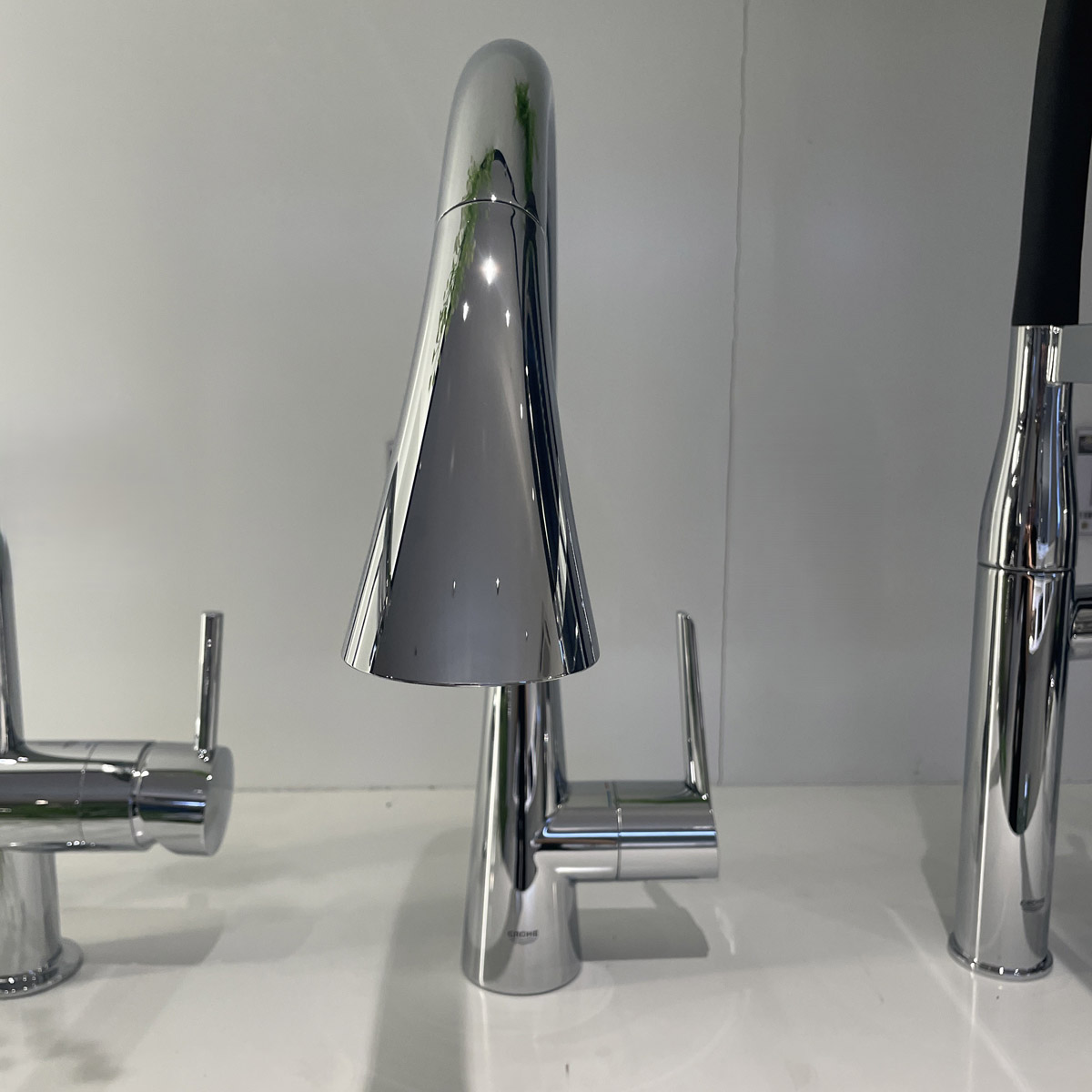 Vòi bếp dây rút nóng lạnh 2 chế độ phun Zedra GROHE 32294002