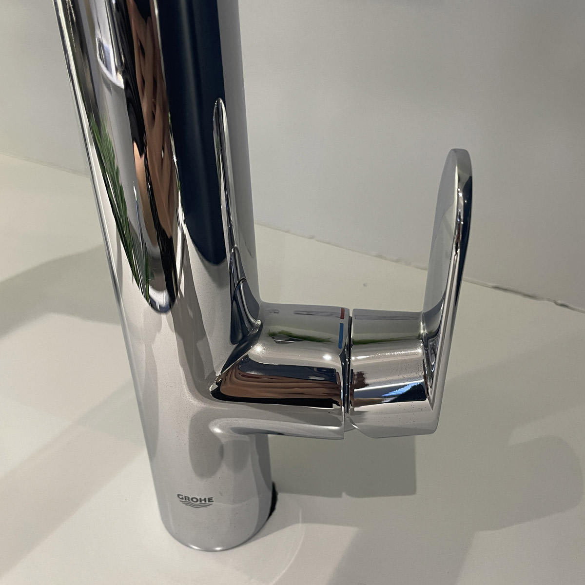 Vòi bếp dây rút nóng lạnh K7 Grohe 32950000