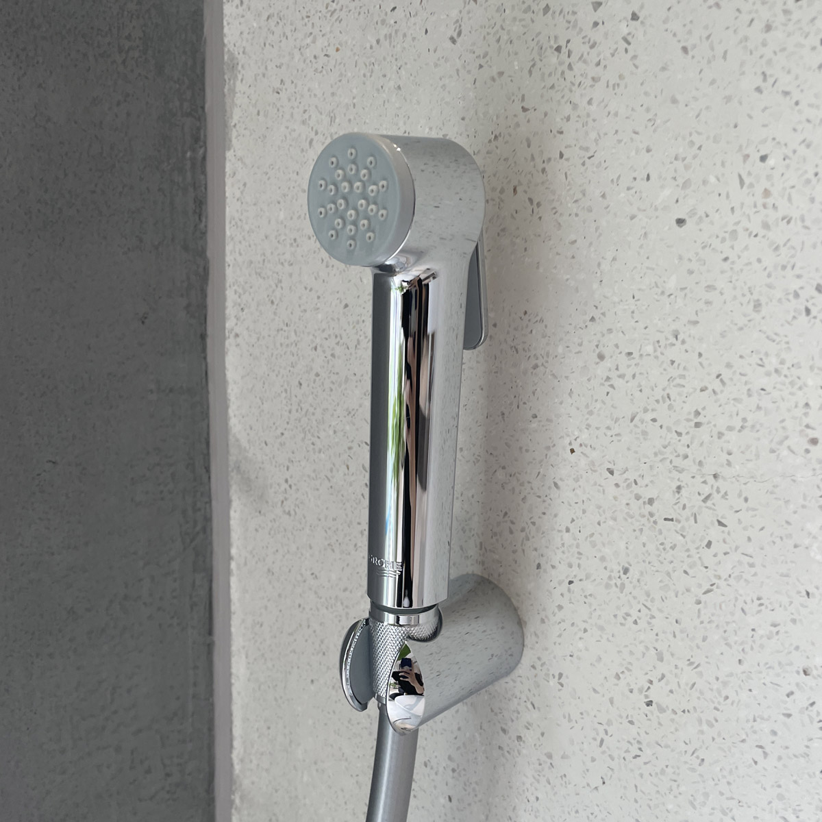 Bộ vòi xịt vệ sinh Tempesta-F Trigger Grohe 26357000