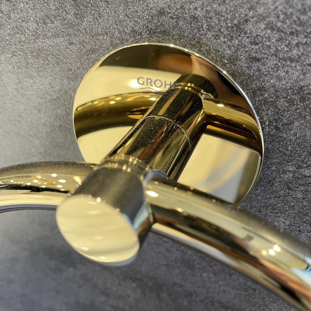 Vòng treo khăn Essentials GROHE 40365001