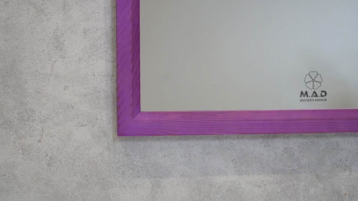 Gương khung gỗ thông sơn tím M.A.D (Mộc Anh Đào)
